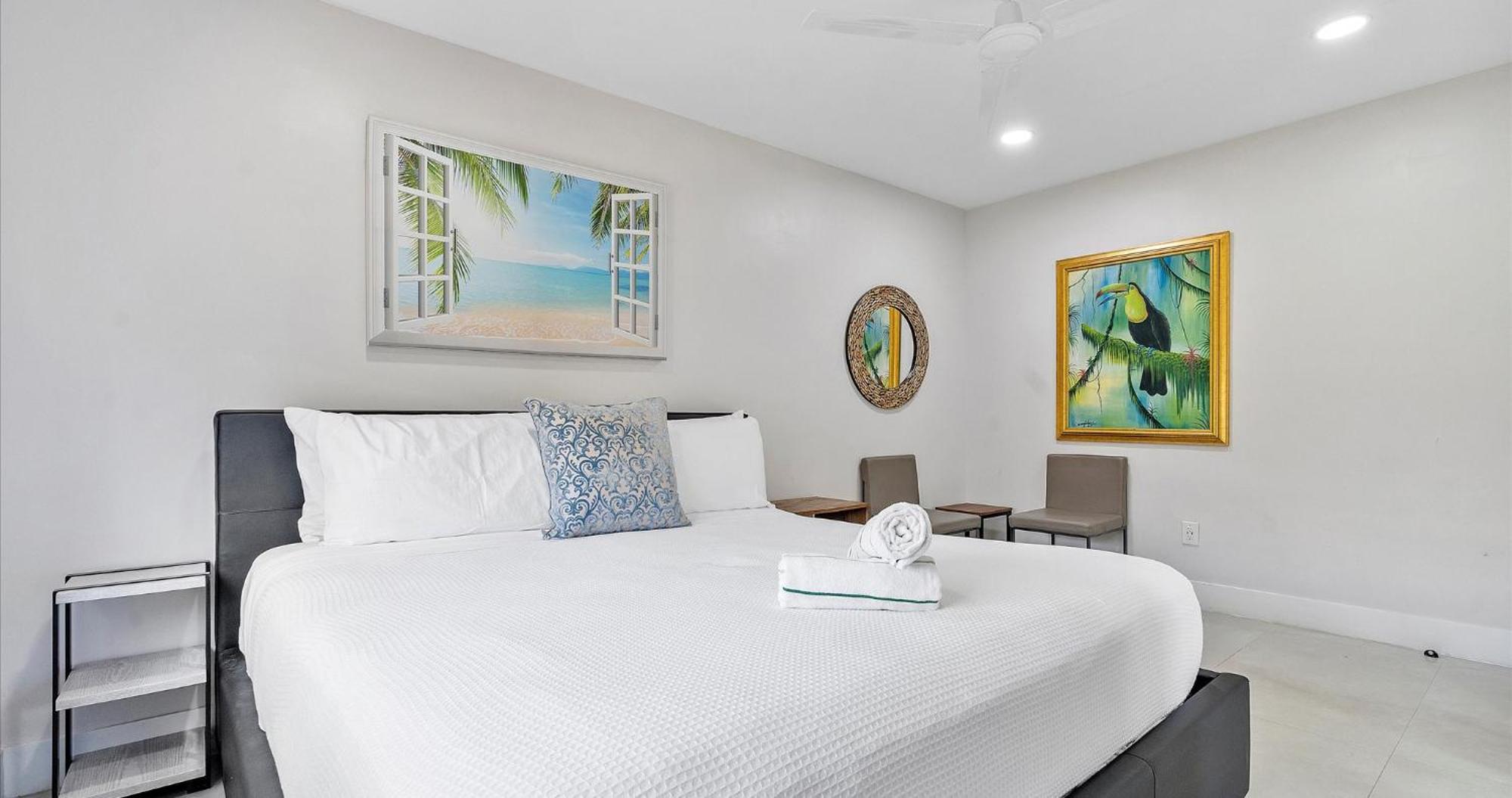 Walnut By The Sea Apartment Hollywood Room photo